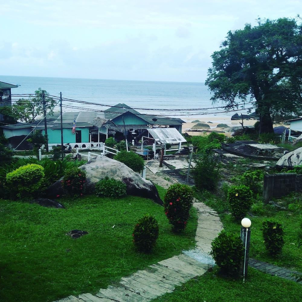 Marina Bay Resort & Restaurant Kampung Genting Eksteriør bilde