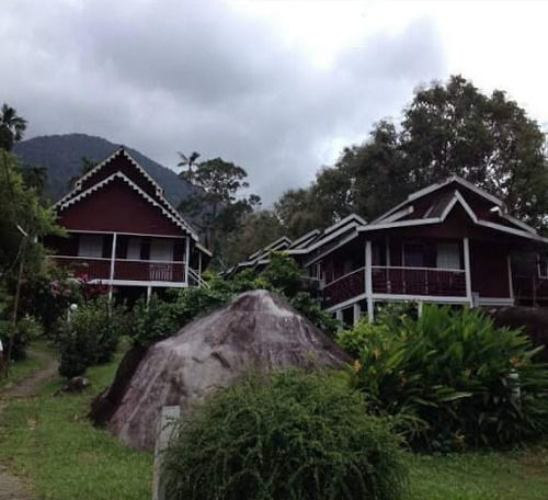 Marina Bay Resort & Restaurant Kampung Genting Eksteriør bilde